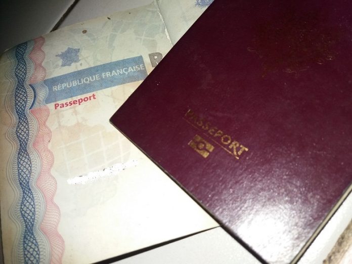 Passeport, carte d'identité, Mayotte