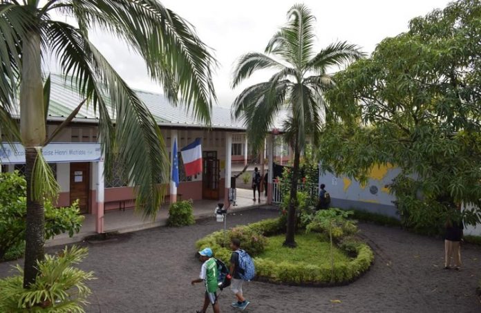 Comores, lycée henri Matisse